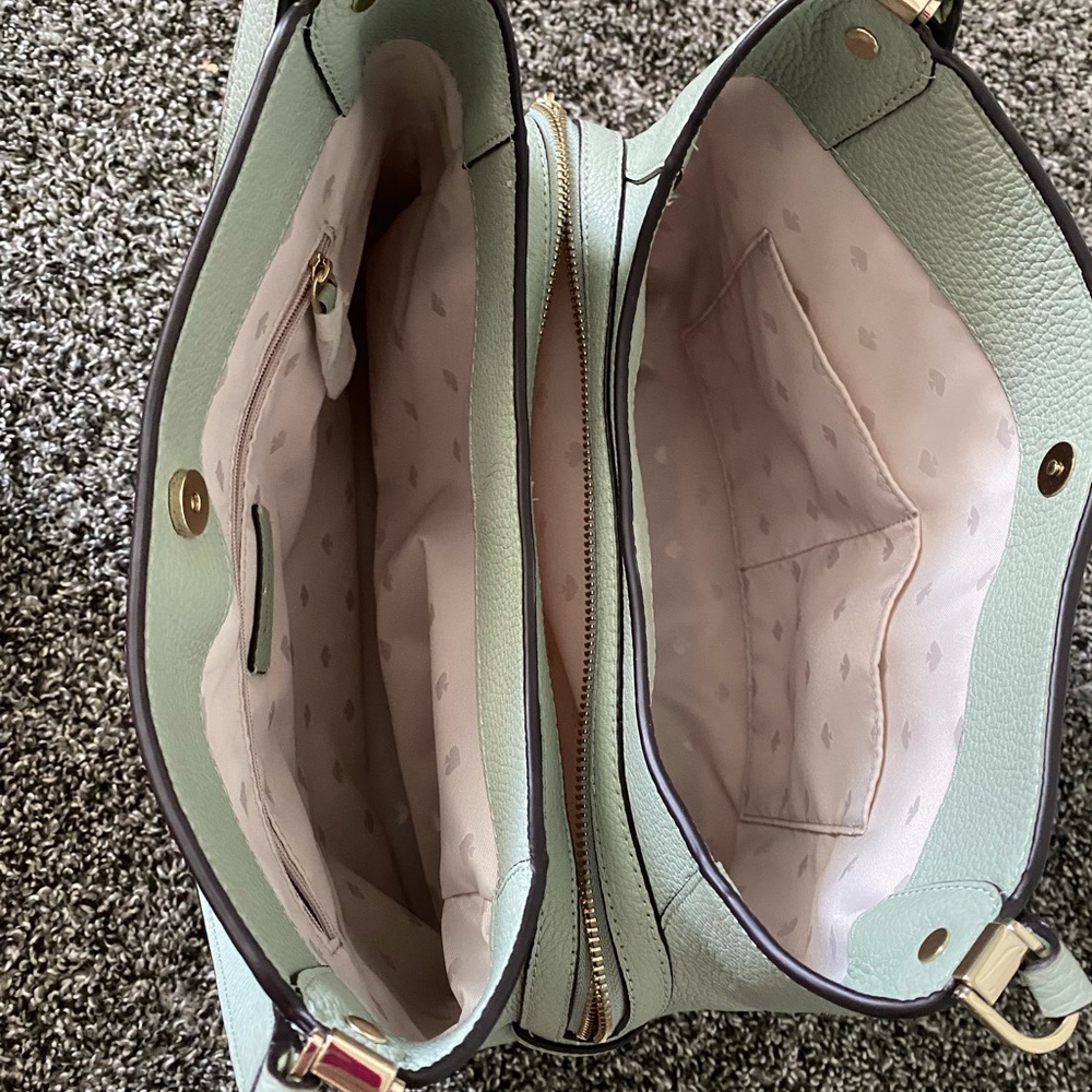 EUC Kate Spade Leila medium shoulder bag Pistachio Green - Picture 9 of 13